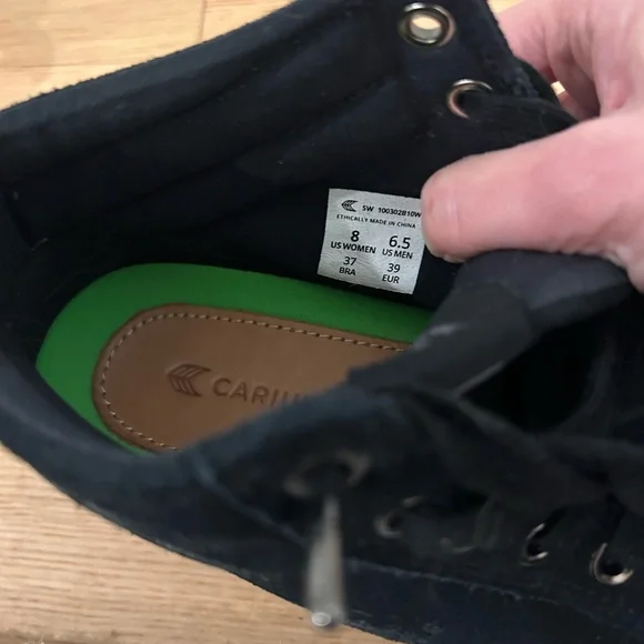 Cariuma OCA High All Black Suede Sneaker Women - Women / All Black / 8 x 1 - Picture 4 of 9